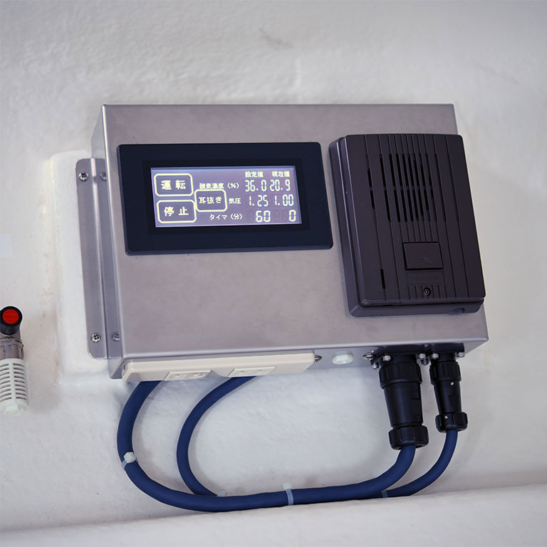 AI智能適壓氧氣調控器